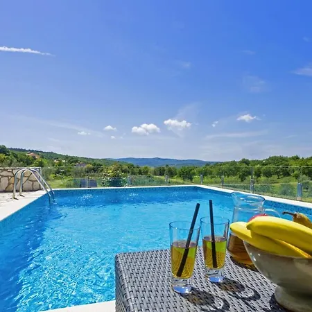 Paliska In Ripenda Kras Villa Labin (Istria)