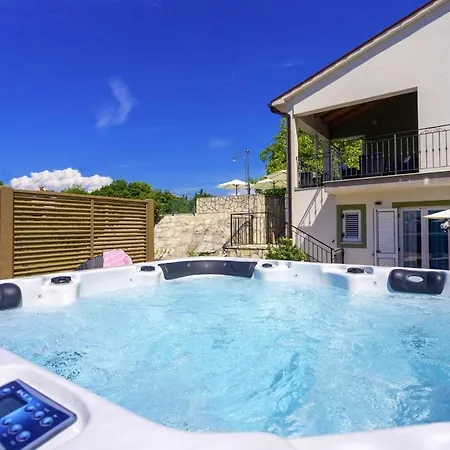 Paliska In Ripenda Kras Villa *